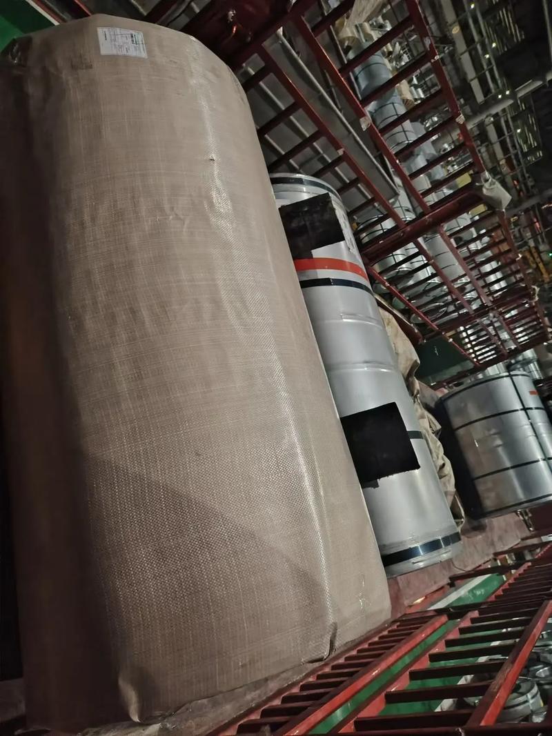 我这边是上海集富国际物流,专业为客户提供优质的运输和仓储服务